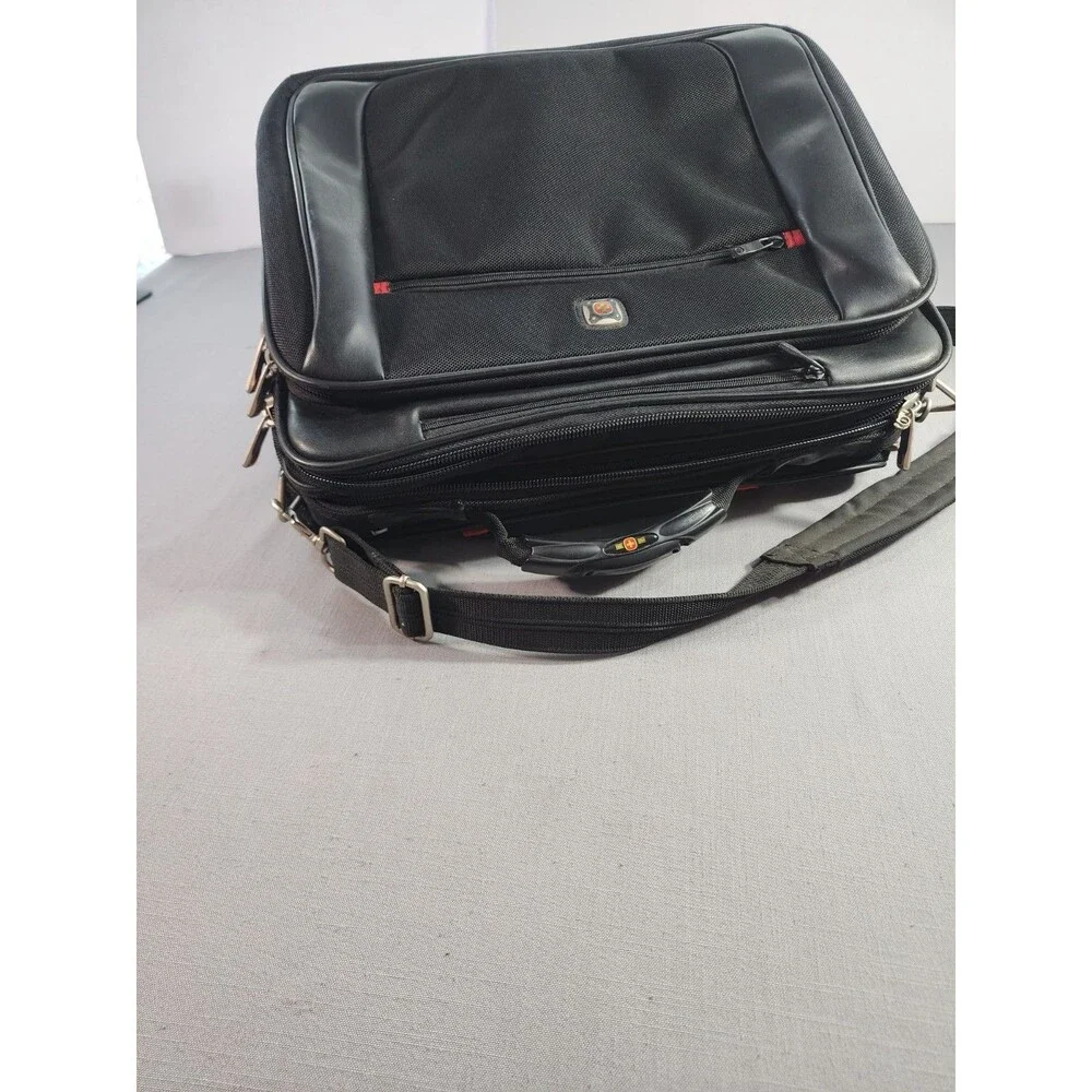 SwissGear Black Expandable Laptop Briefcase Messenger Bag with Shoulder Strap –